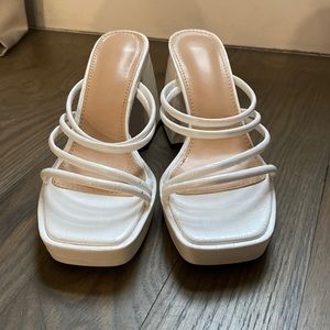 Size 7 White Chunky Heel Sandals - never been worn